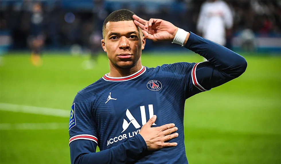 最佳進球全解析 2026世界盃誰將打破紀錄？Kylian M基利安·姆巴佩（Kylian Mbappé）在La Liga 2024/2025 # 賽季迄今為止的19比賽中攻入了15個進球。2026世界盃有機會打破Klose生涯世界盃16記進球王紀錄。